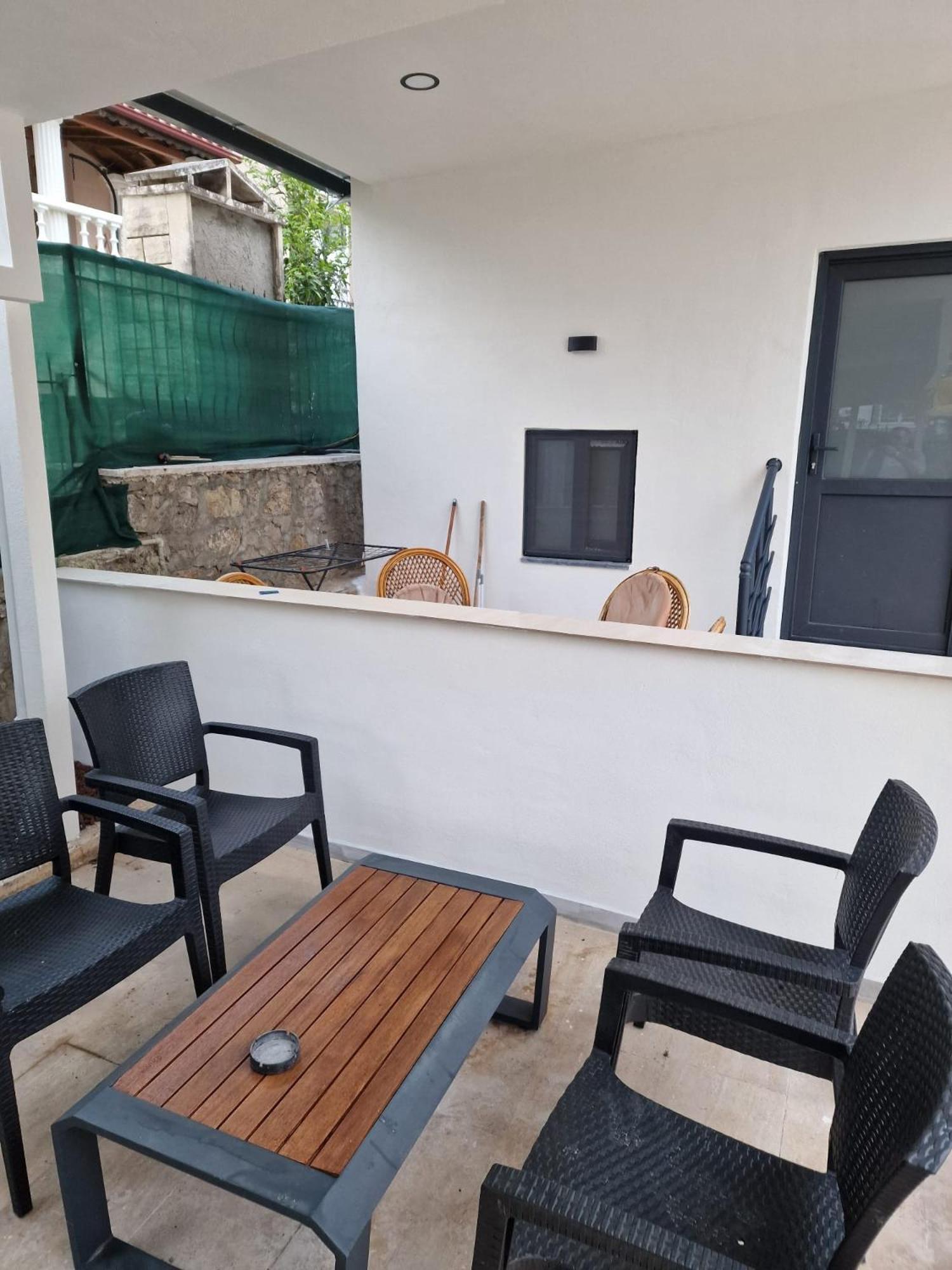 Paddys Apartments Ovacik Oludeniz Exterior photo